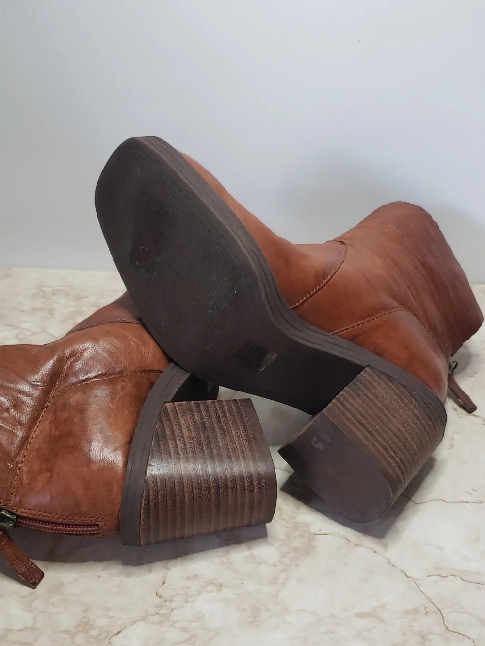 Kelsi Dagger Brown Leather Block Heel Squear Toe  Ankle Boots Size 7